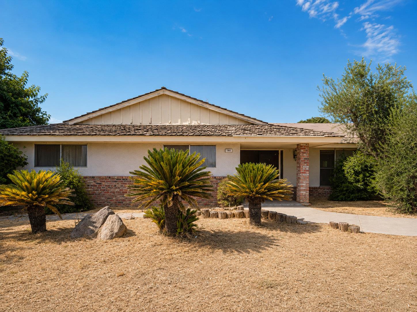 146 W Hanford Armona Rd, Lemoore, CA 93245