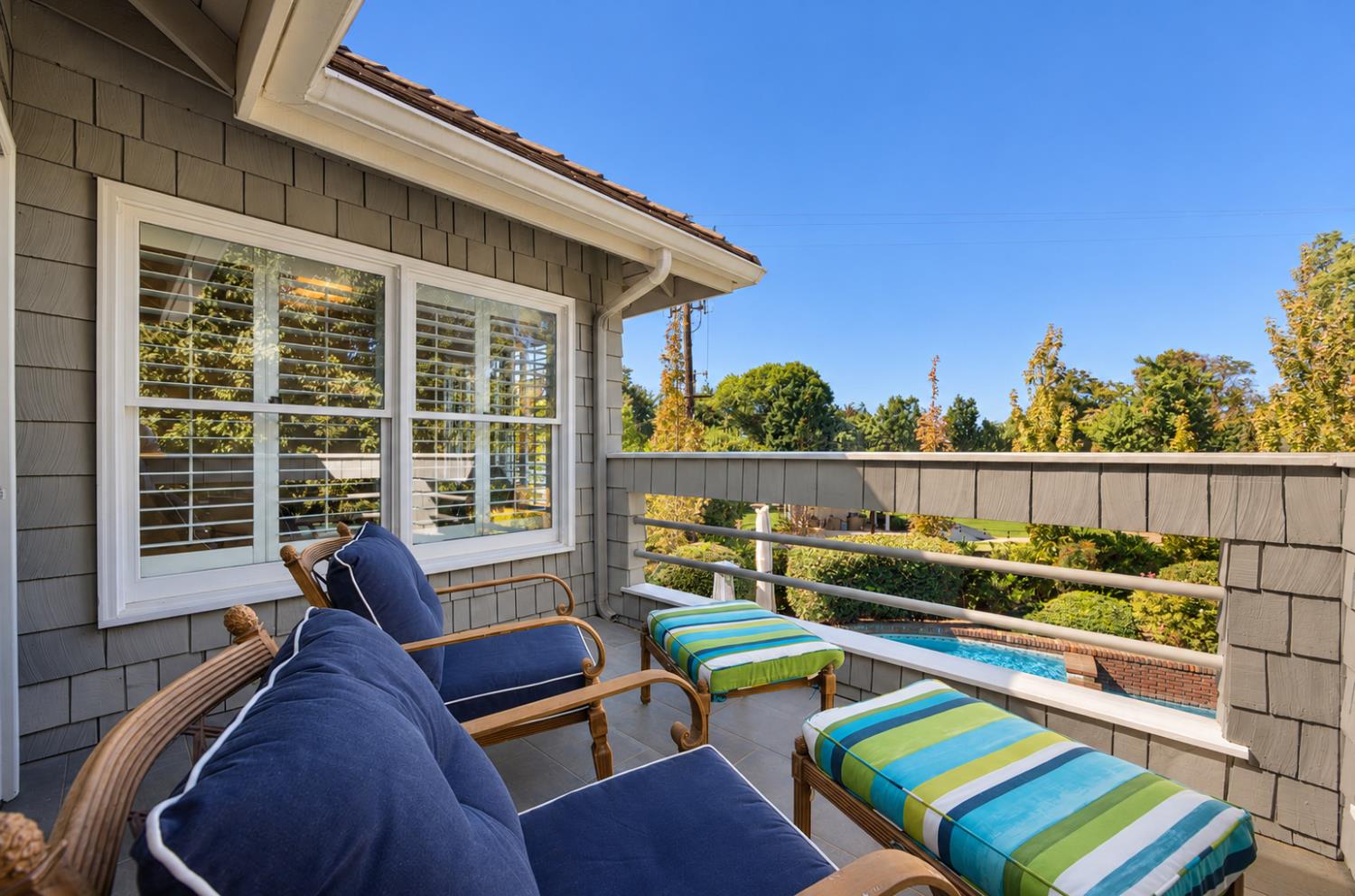 813 E Ashcroft Ave, Fresno, CA 93704