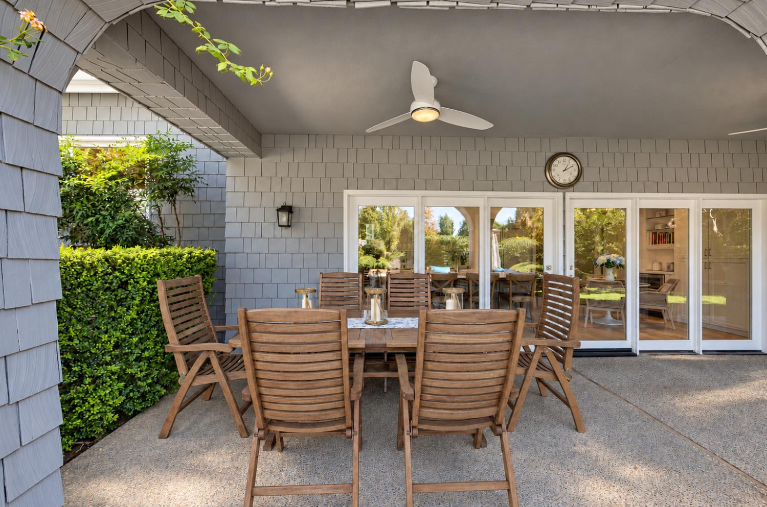 813 E Ashcroft Ave, Fresno, CA 93704