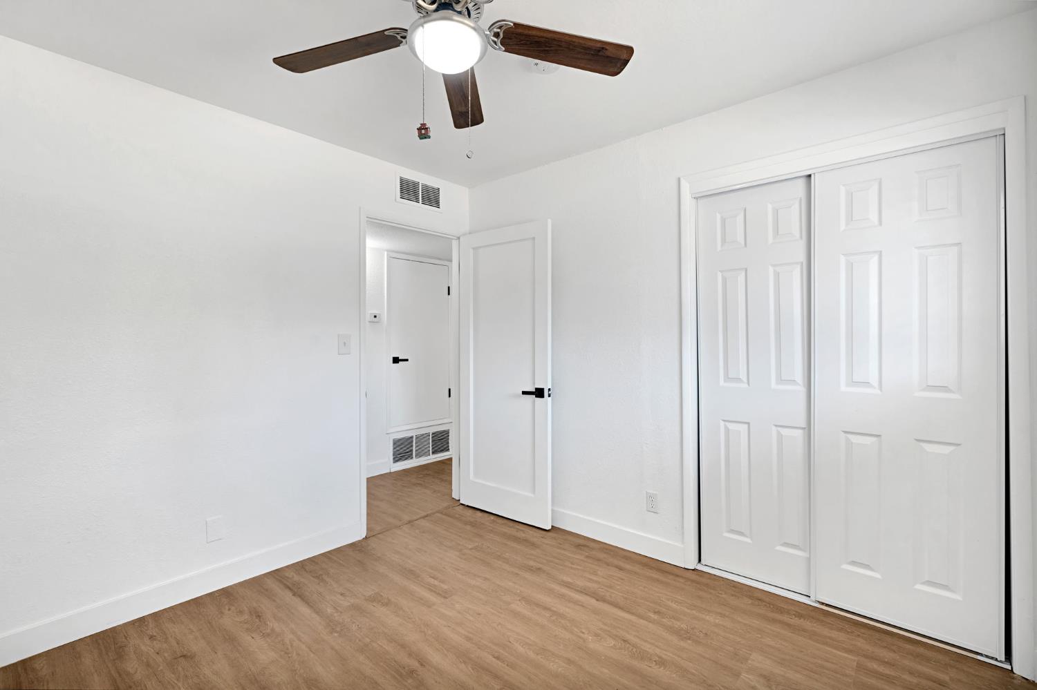 337 N Chinowth, Visalia, CA 93291