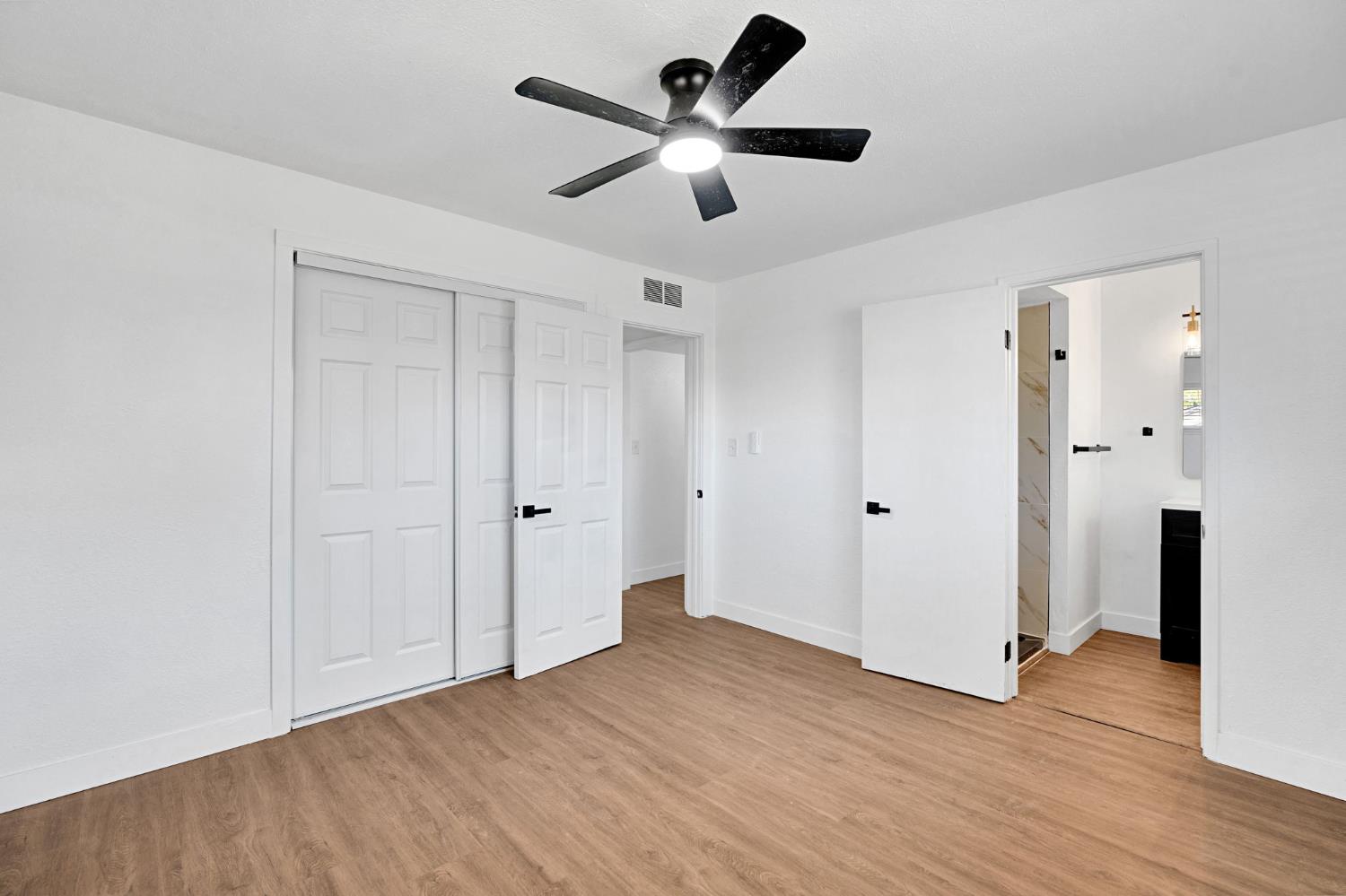 337 N Chinowth, Visalia, CA 93291