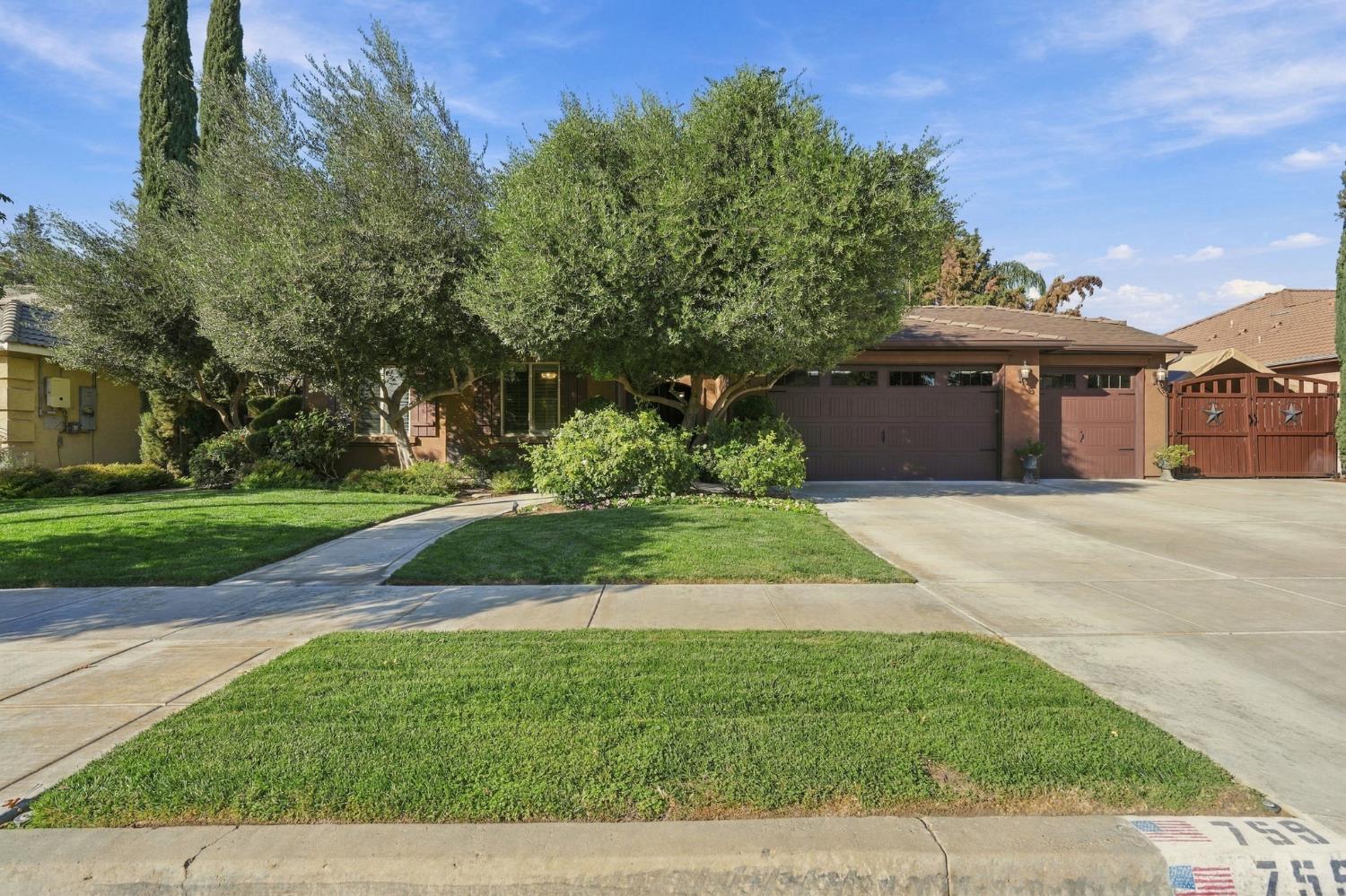 759 Davis Ave, Exeter, CA 93221