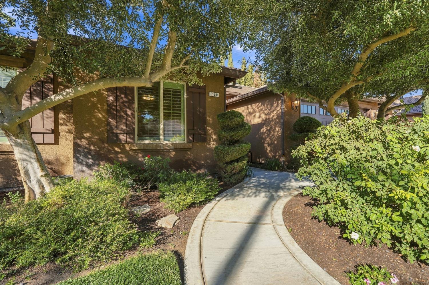 759 Davis Ave, Exeter, CA 93221