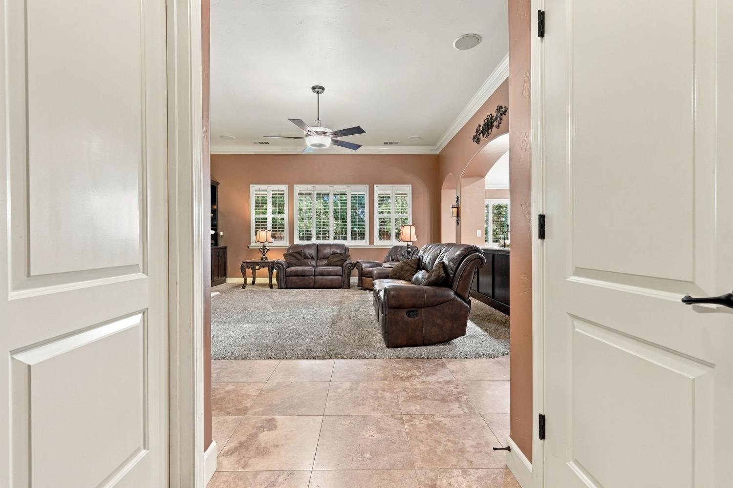 759 Davis Ave, Exeter, CA 93221