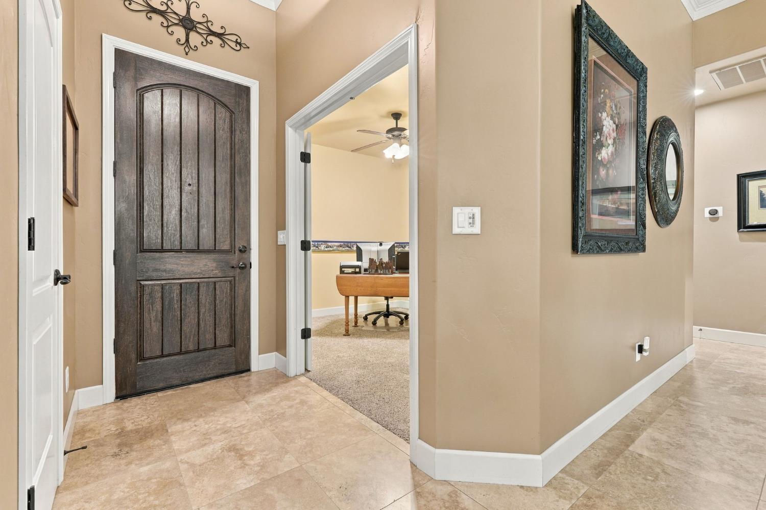759 Davis Ave, Exeter, CA 93221