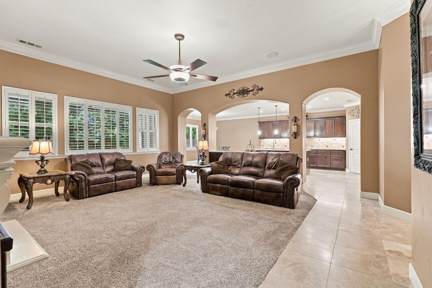 759 Davis Ave, Exeter, CA 93221