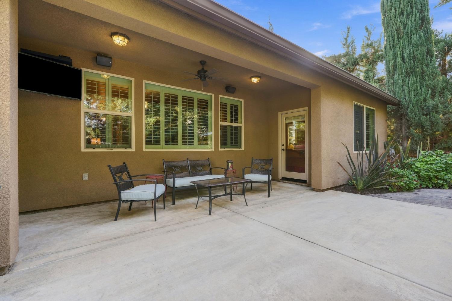 759 Davis Ave, Exeter, CA 93221