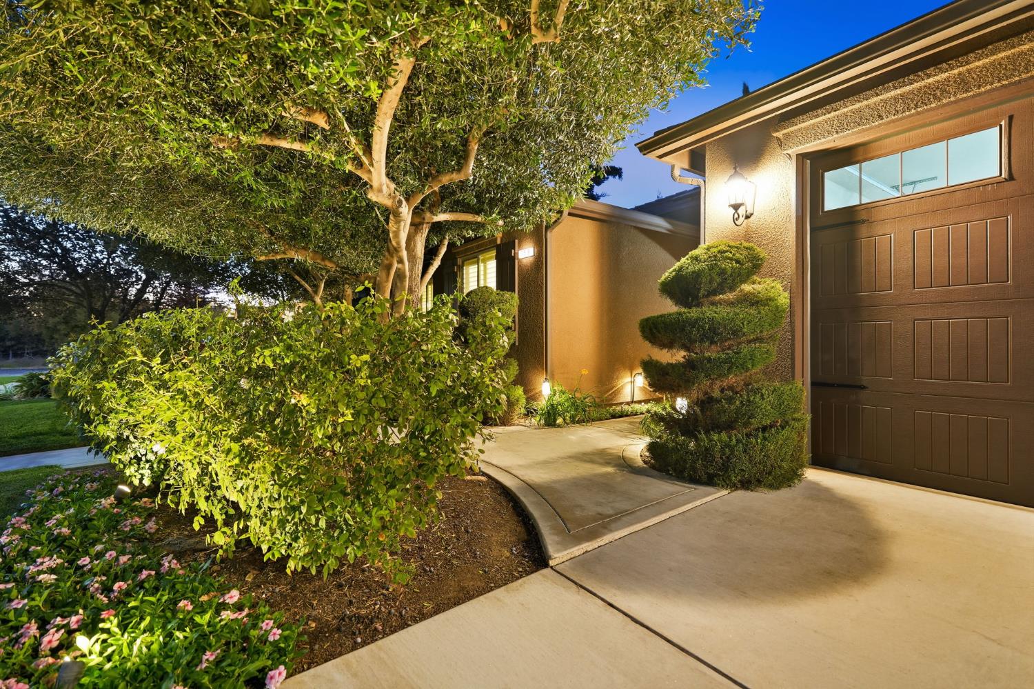 759 Davis Ave, Exeter, CA 93221