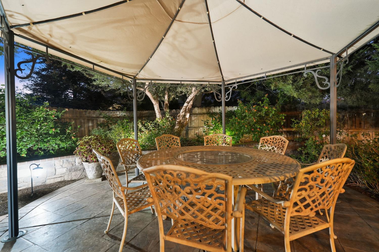 759 Davis Ave, Exeter, CA 93221