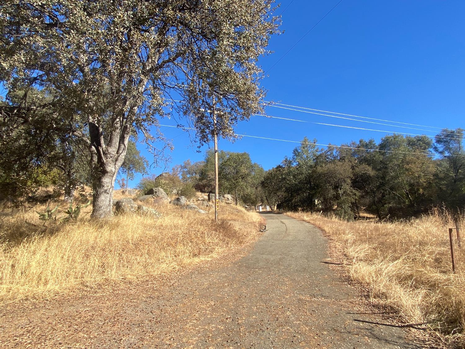 4498 Highway 49 S, Mariposa, CA 95338