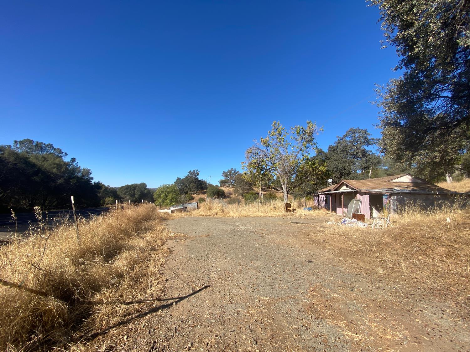 4498 Highway 49 S, Mariposa, CA 95338