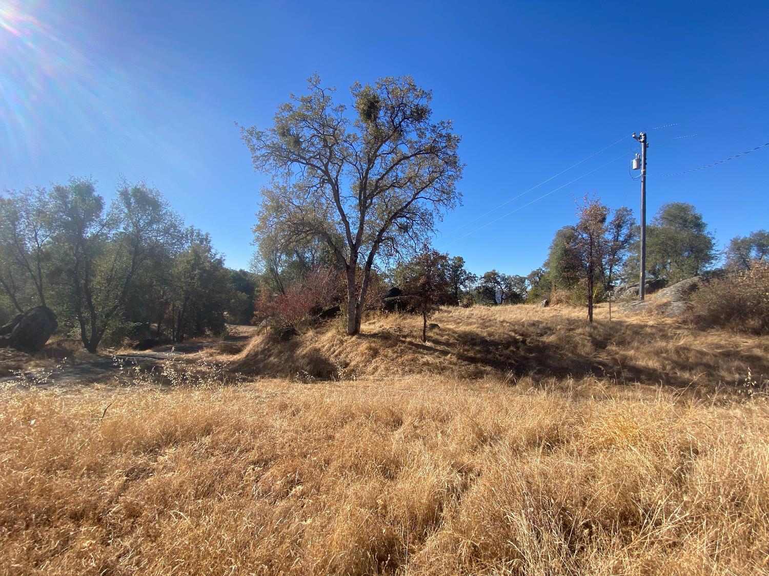 4498 Highway 49 S, Mariposa, CA 95338