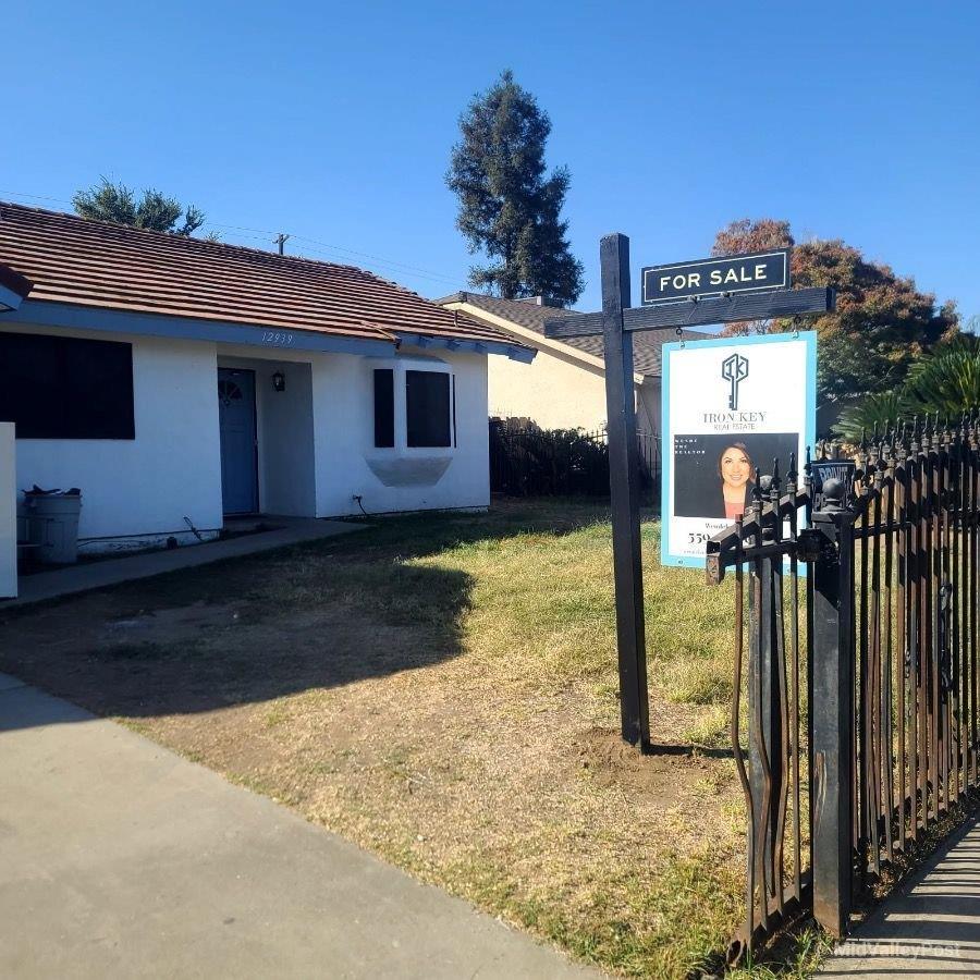 12939 Tactacan, Orosi, CA 93647