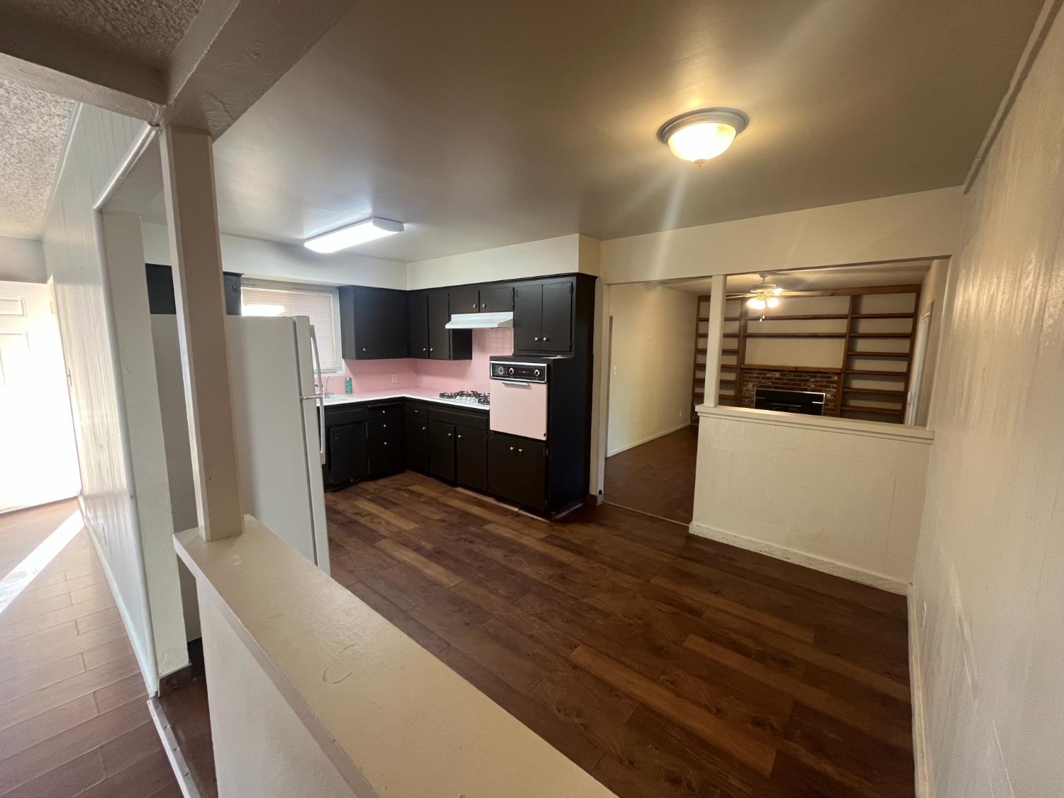 2524 Lind Ave, Clovis, CA 93612