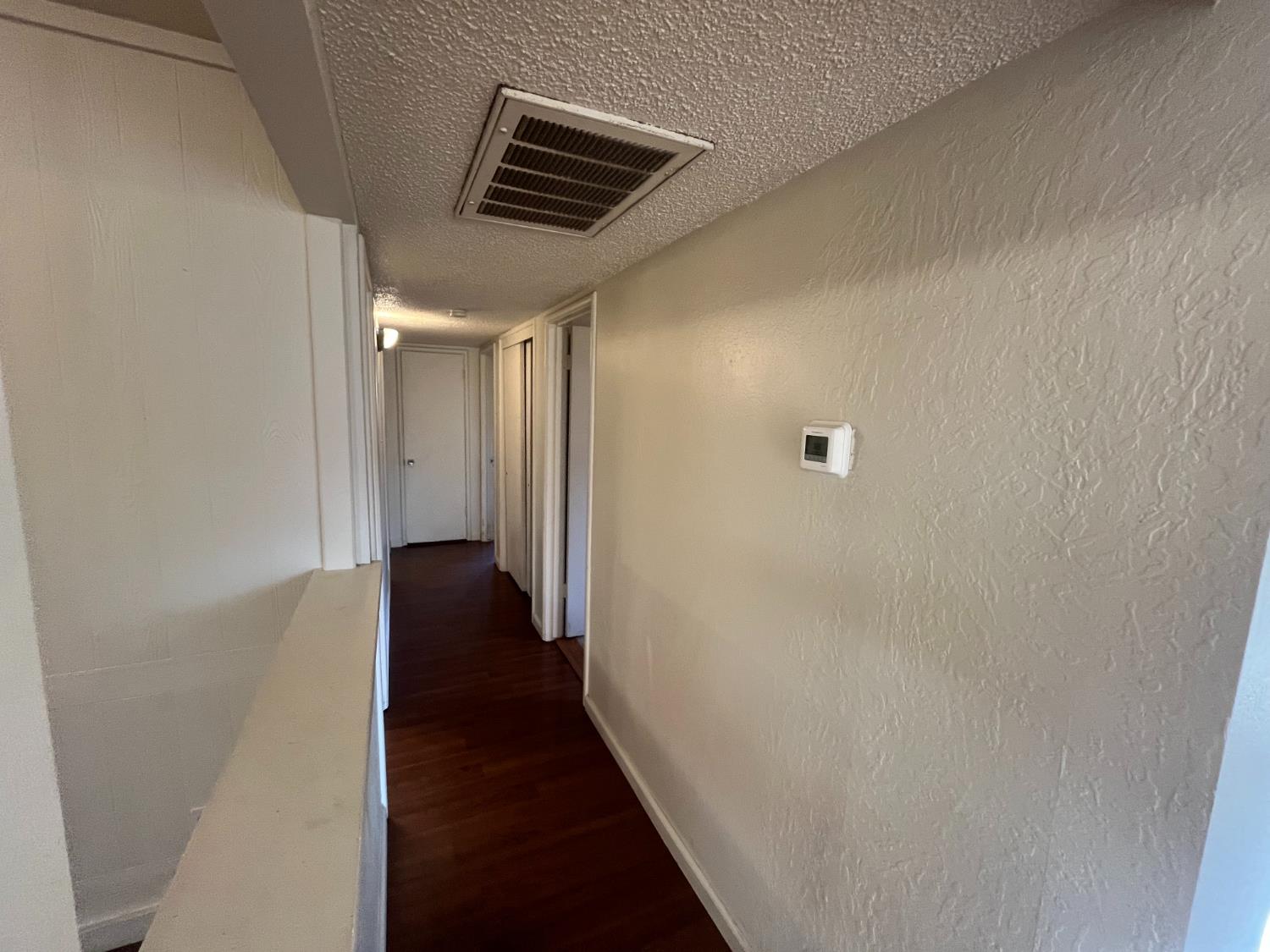 2524 Lind Ave, Clovis, CA 93612