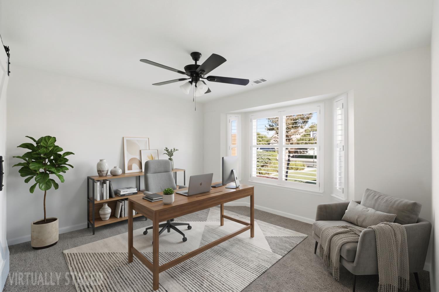 345 S Acacia Dr, Lemoore, CA 93245