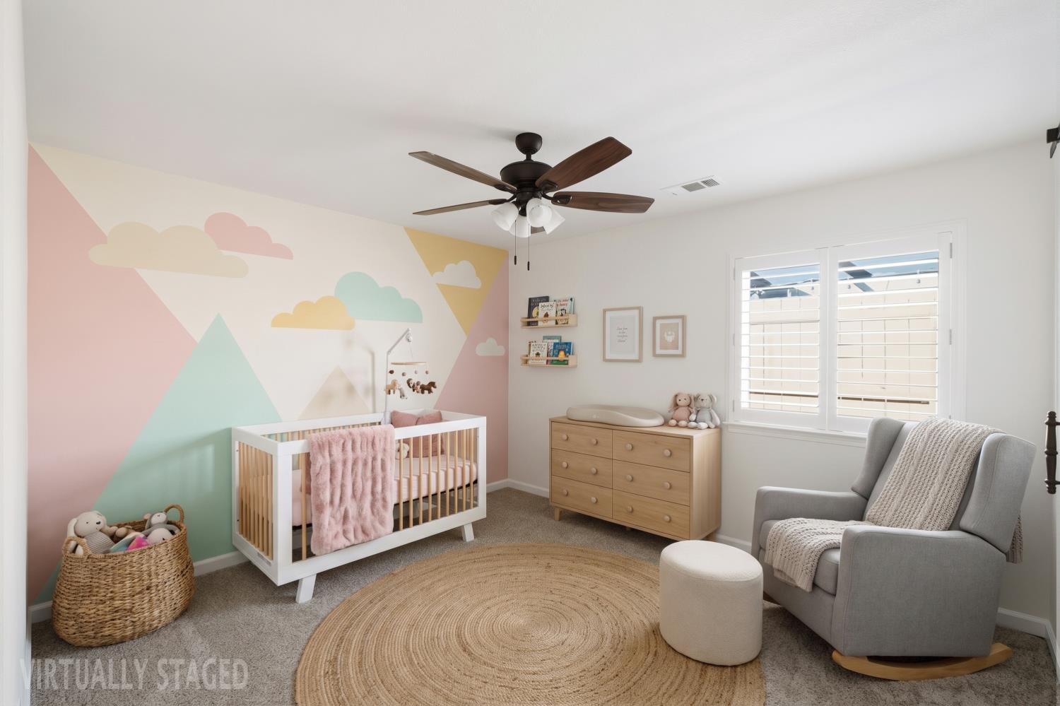 345 S Acacia Dr, Lemoore, CA 93245