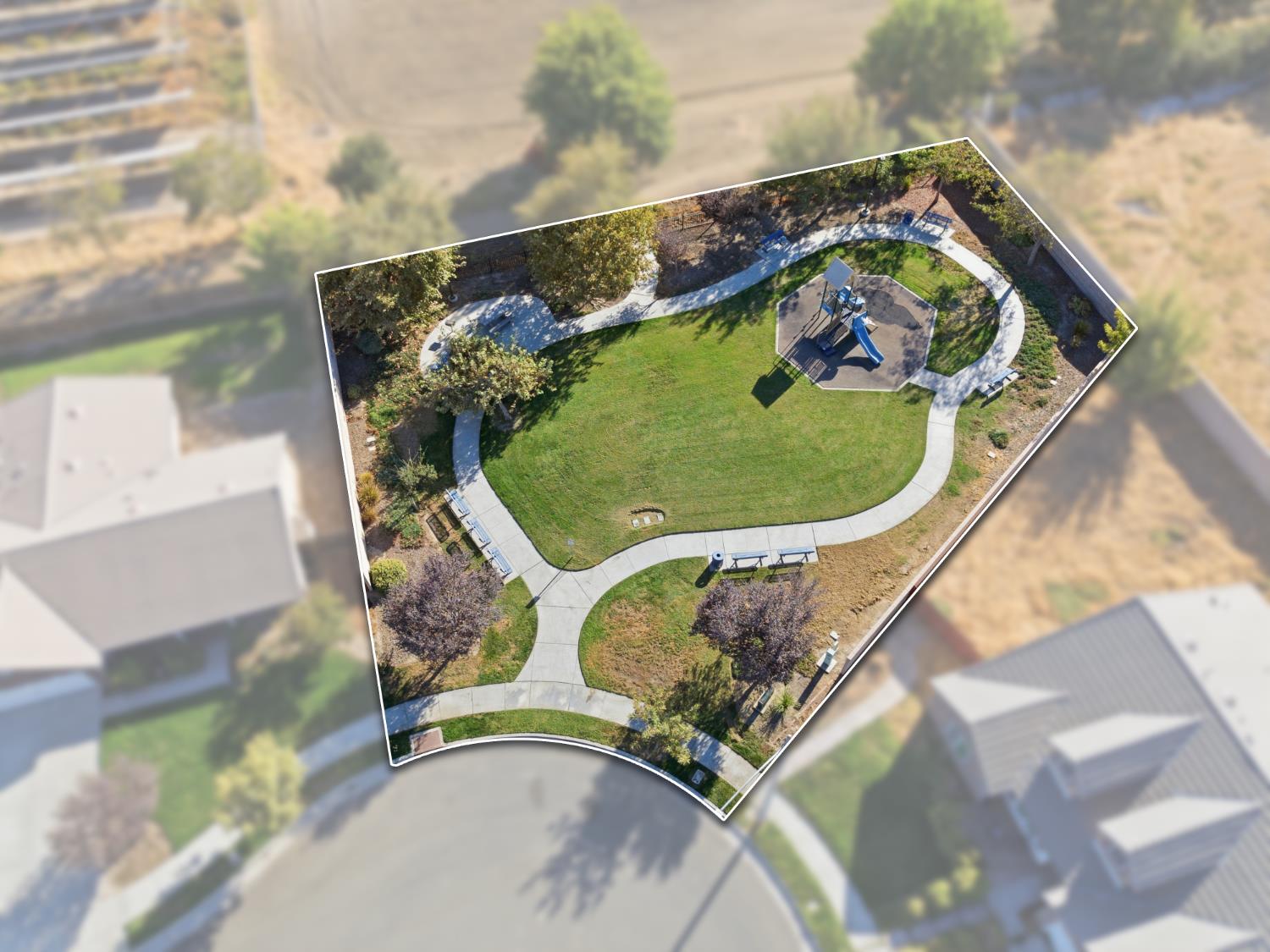 345 S Acacia Dr, Lemoore, CA 93245