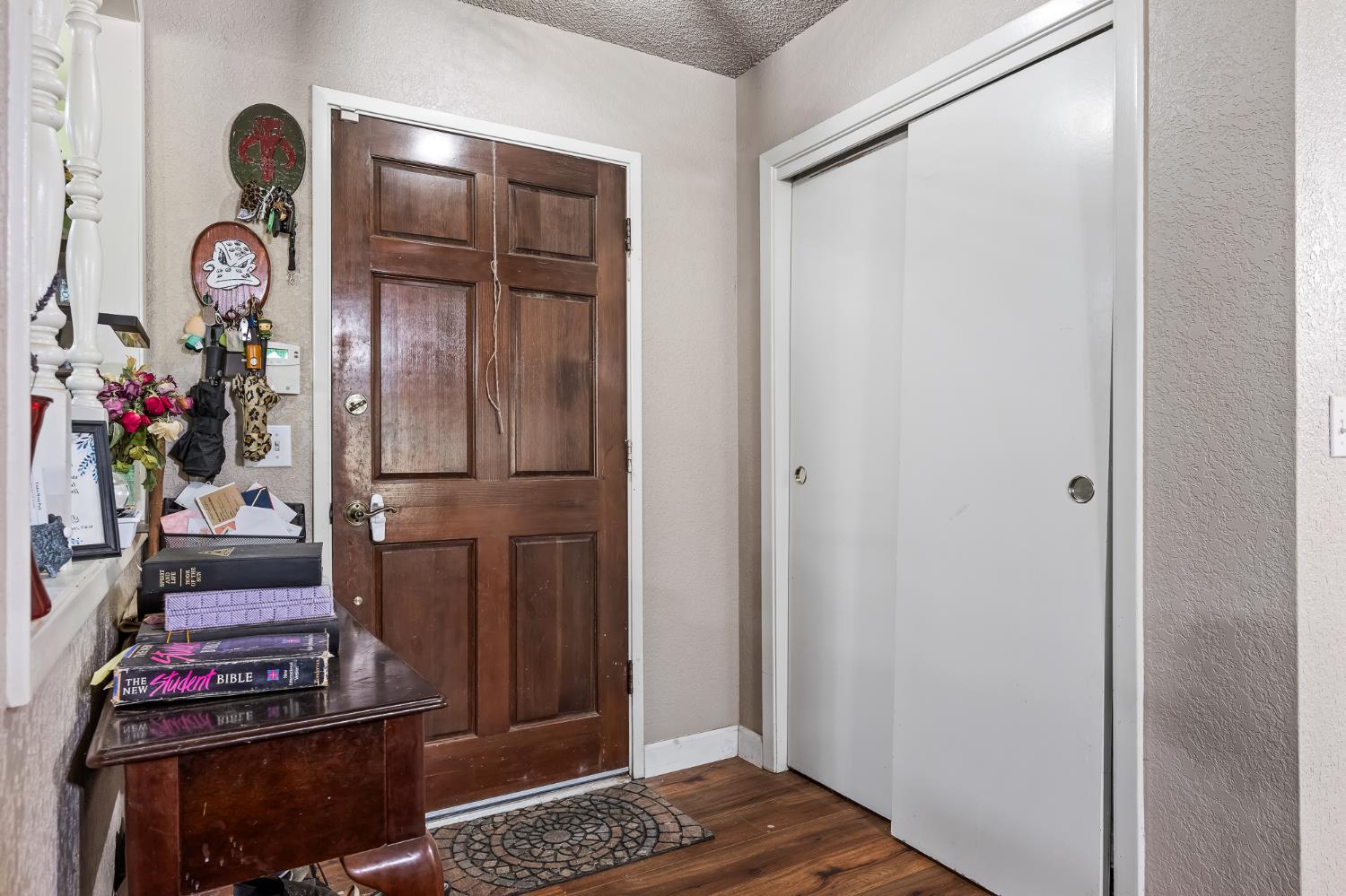 2347 N Ring Ave, Fresno, CA 93723