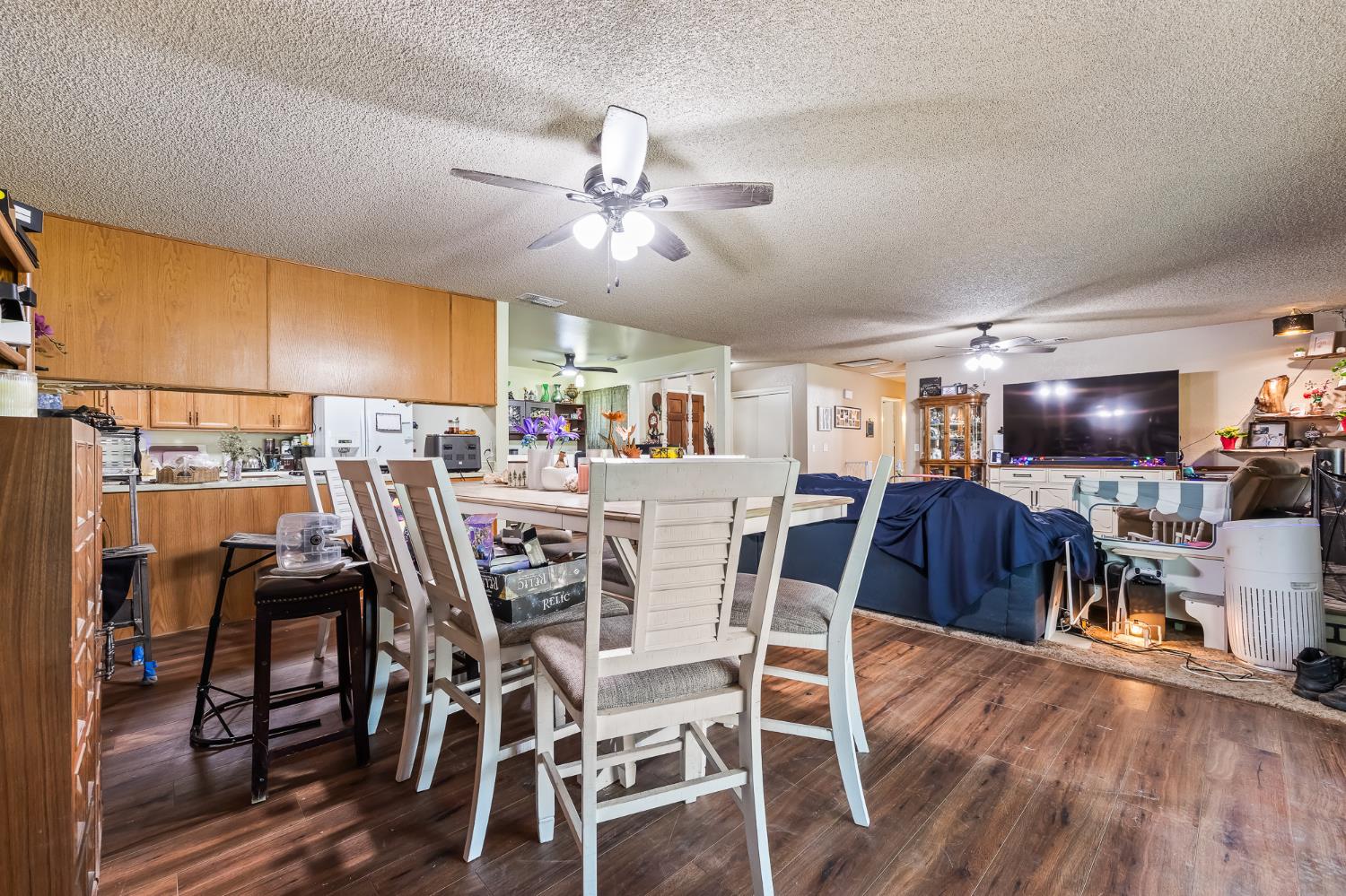 2347 N Ring Ave, Fresno, CA 93723