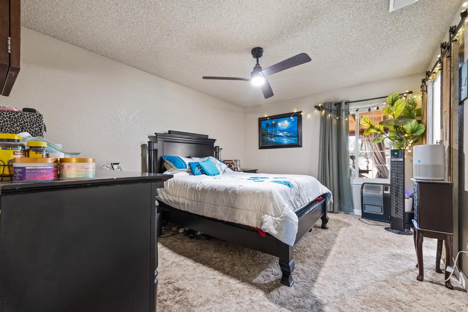 2347 N Ring Ave, Fresno, CA 93723