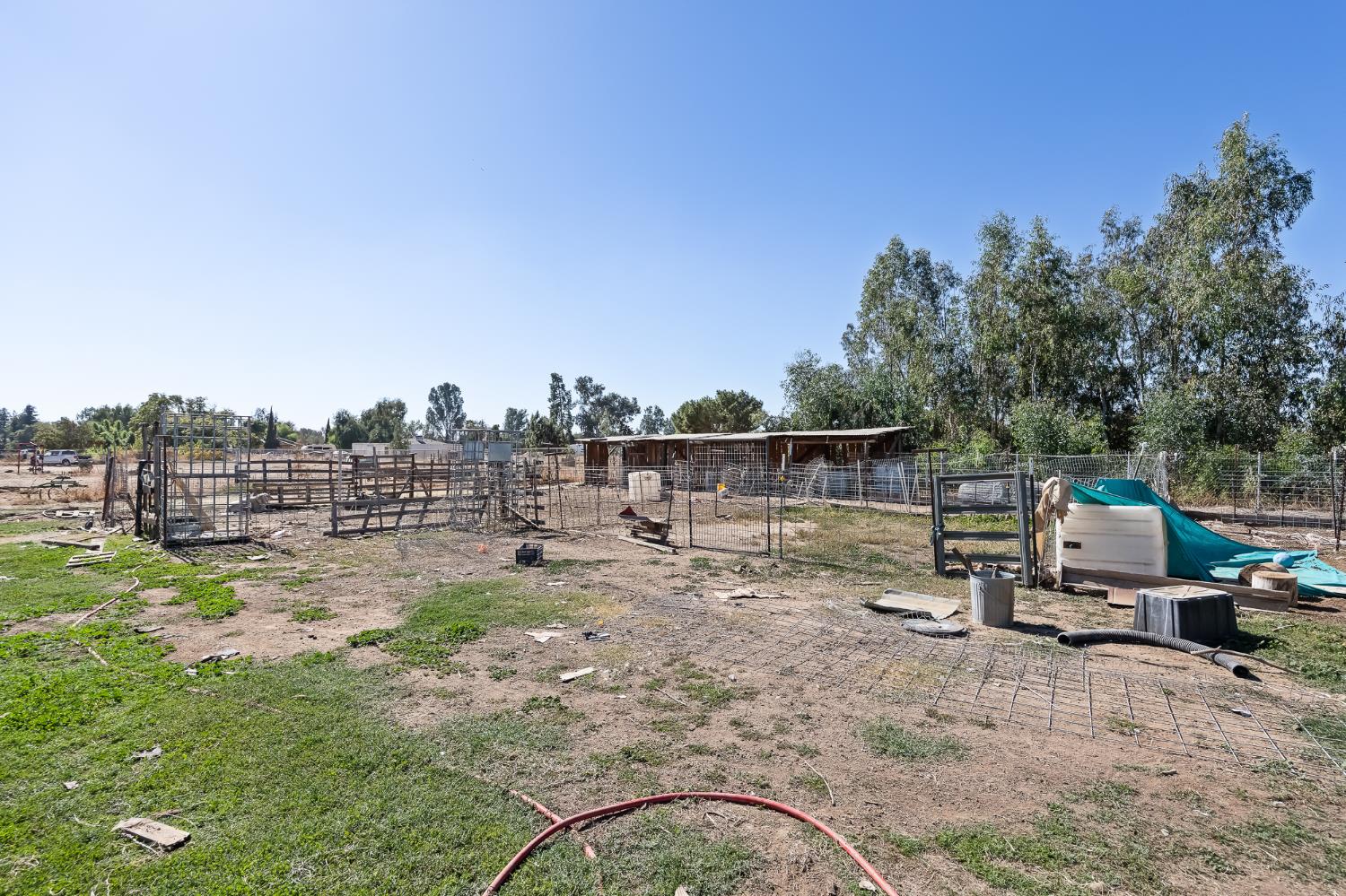 2347 N Ring Ave, Fresno, CA 93723