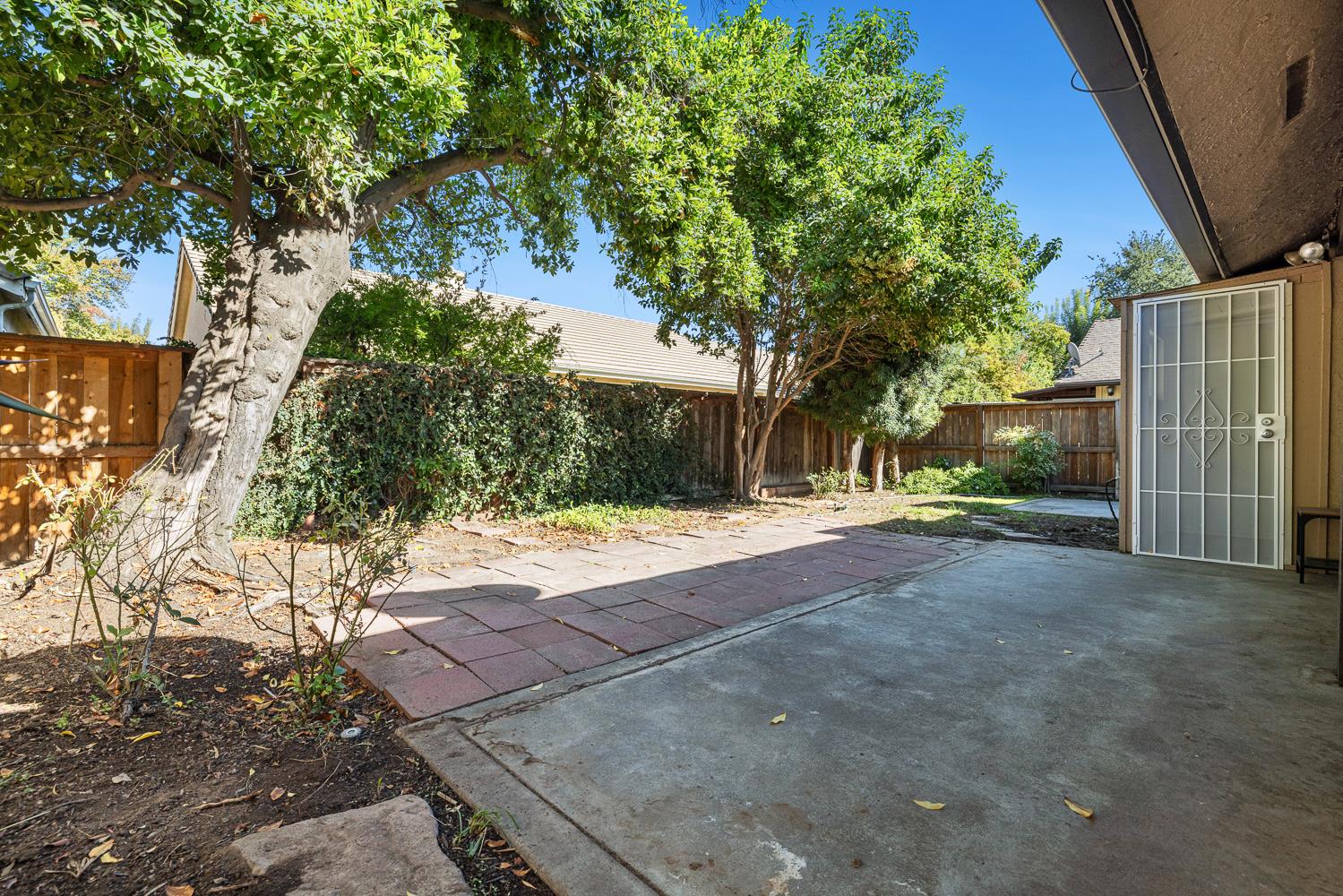 5086 N Forkner Ave, Fresno, CA 93711