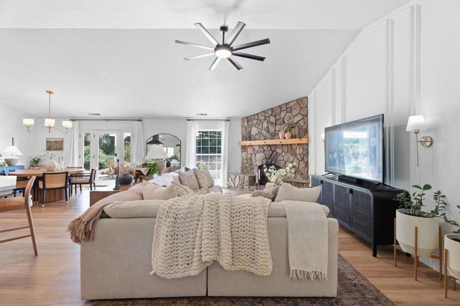 41797 River Knolls Way, Coarsegold, CA 93614