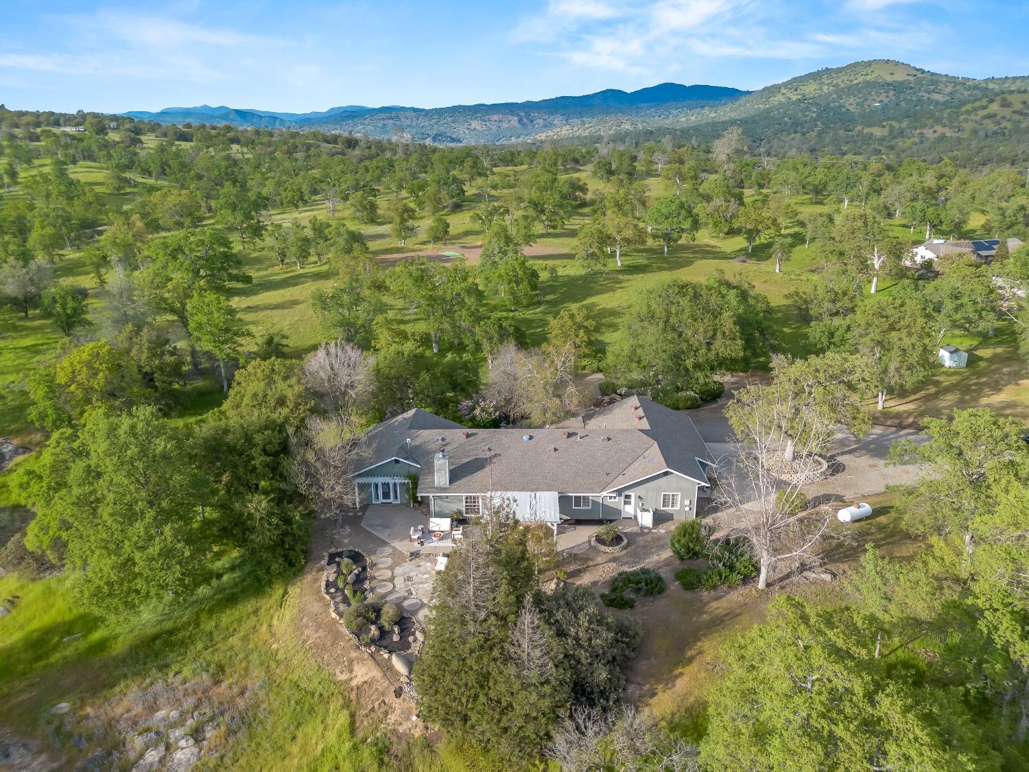 41797 River Knolls Way, Coarsegold, CA 93614