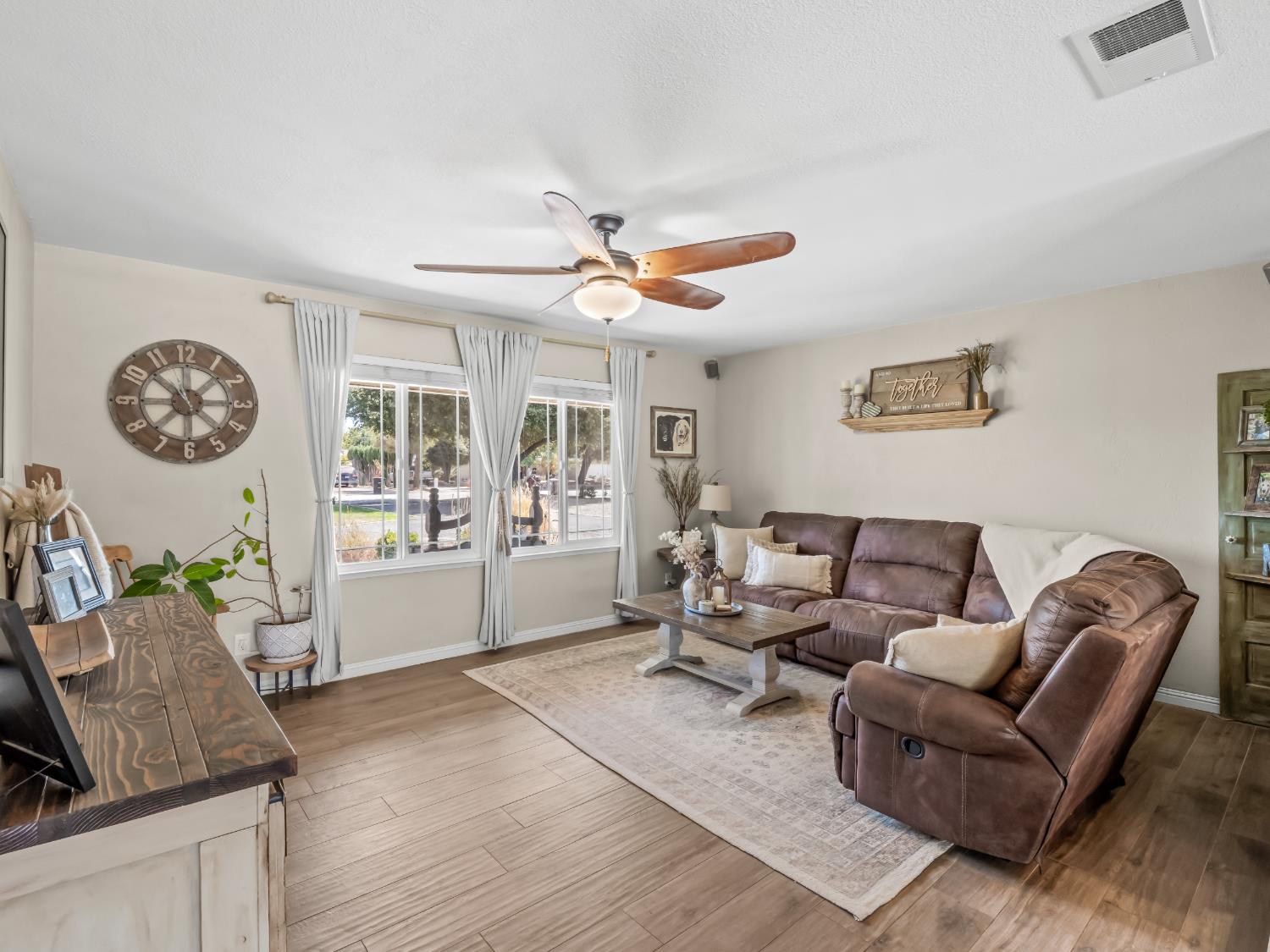 11756 Haven Rd, Madera, CA 93636