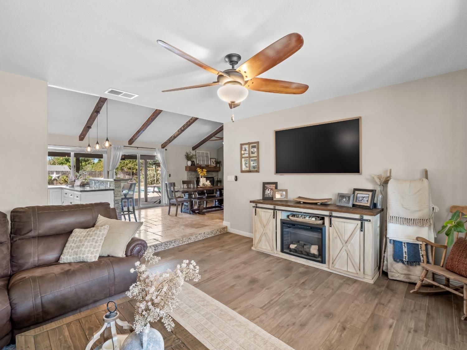 11756 Haven Rd, Madera, CA 93636