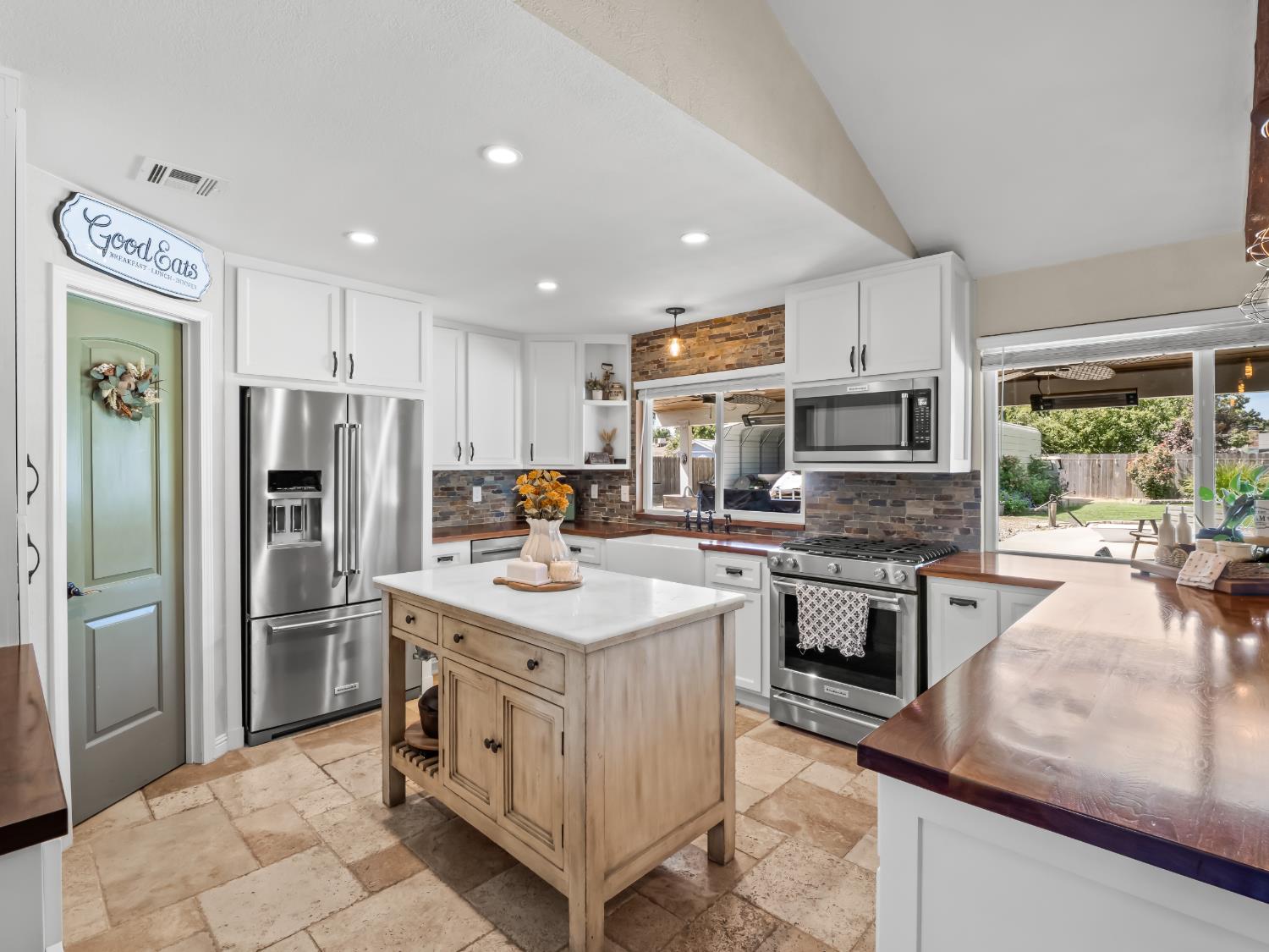 11756 Haven Rd, Madera, CA 93636