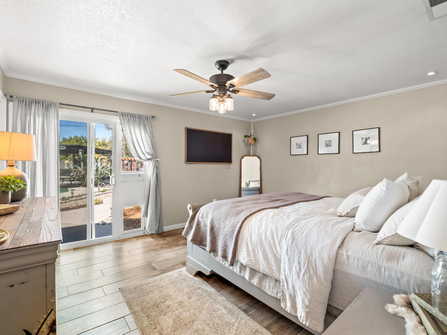 11756 Haven Rd, Madera, CA 93636