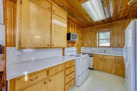 51823 Camp Sierra Street, Shaver Lake, CA 93664