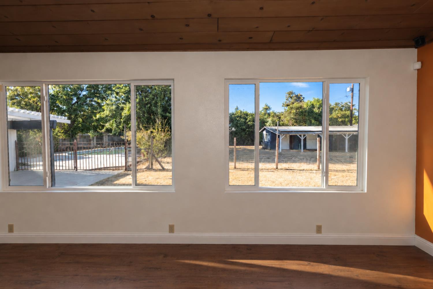 1718 S Inverness Way, Fresno, CA 93727