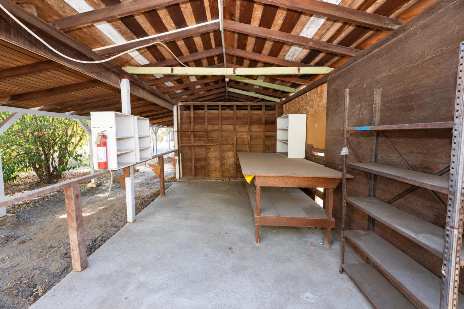 1718 S Inverness Way, Fresno, CA 93727