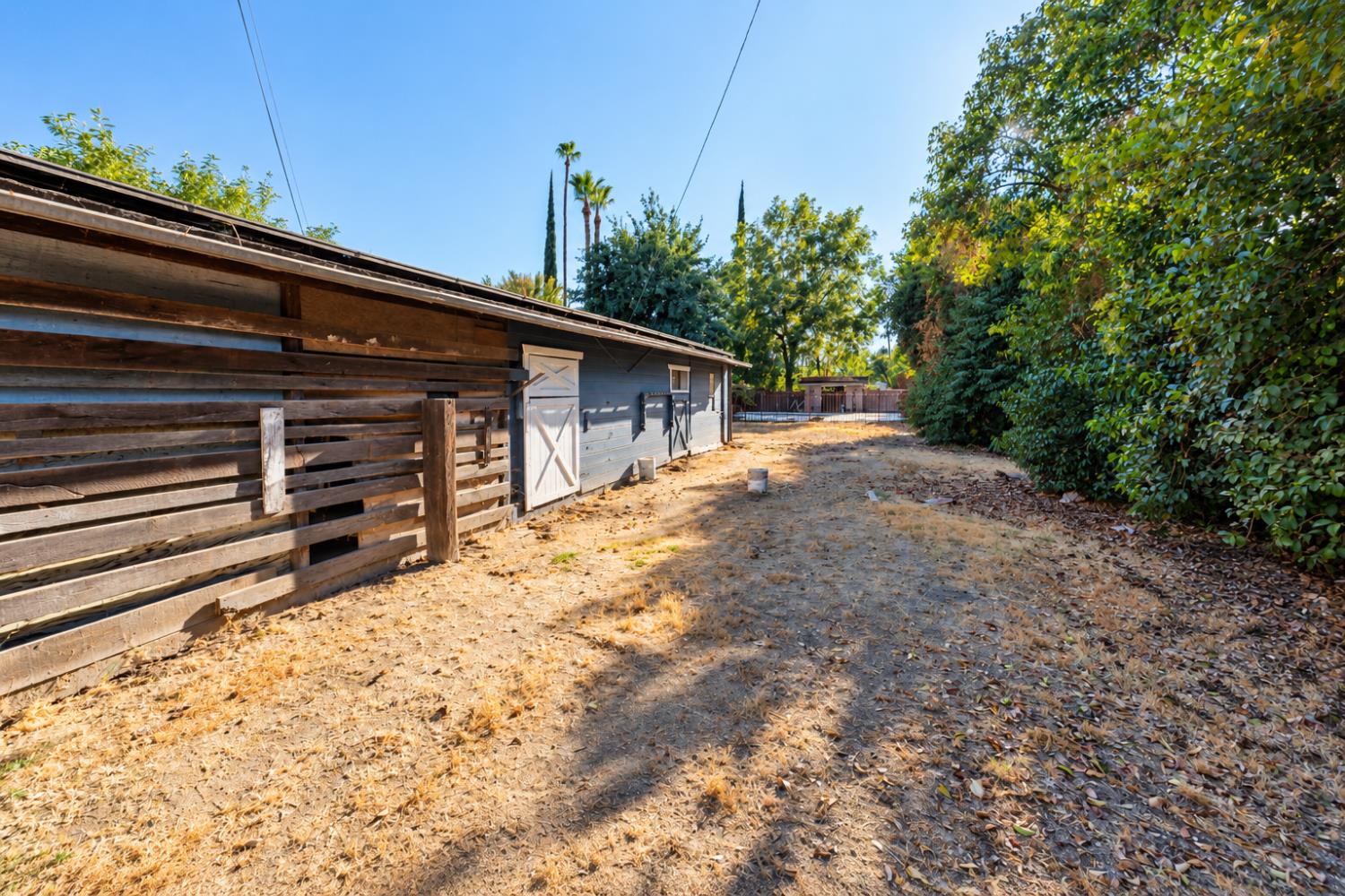 1718 S Inverness Way, Fresno, CA 93727