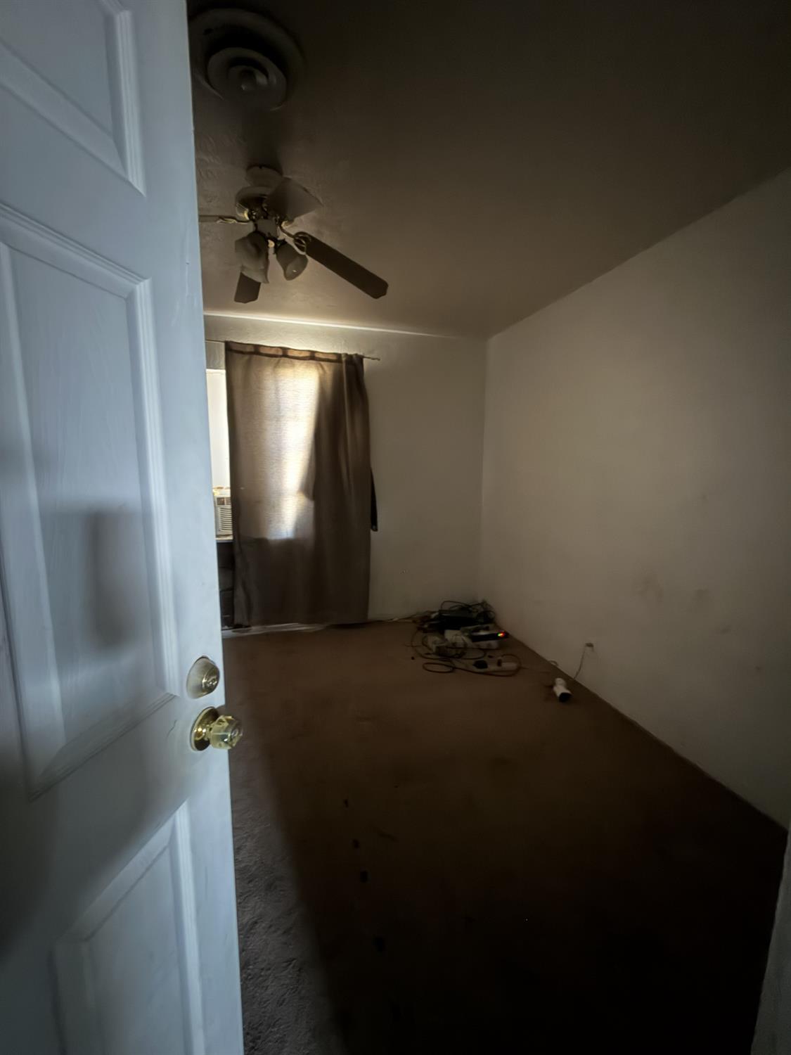 1639 N 6Th St, Fresno, CA 93703