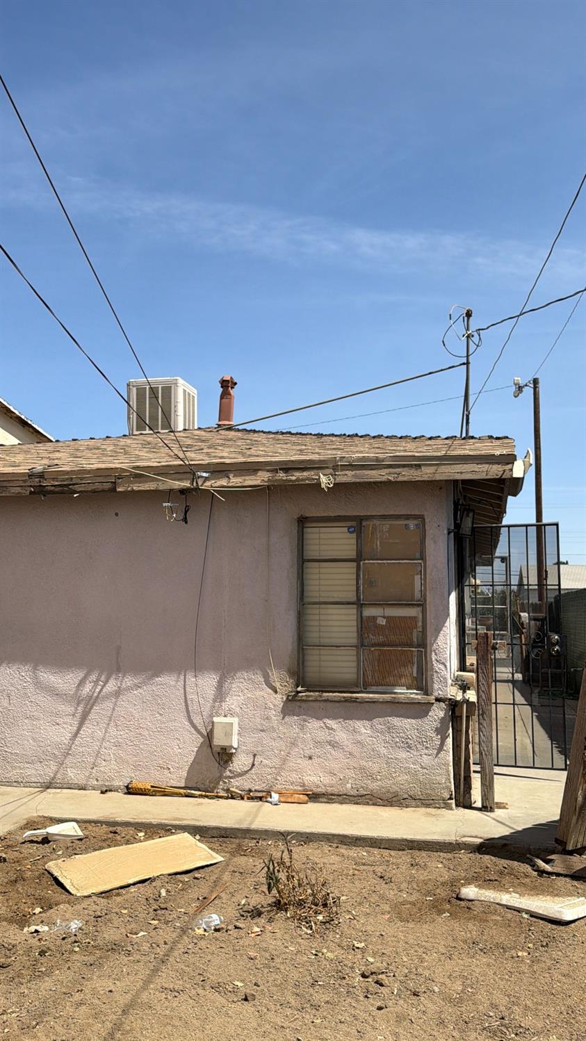 1639 N 6Th St, Fresno, CA 93703