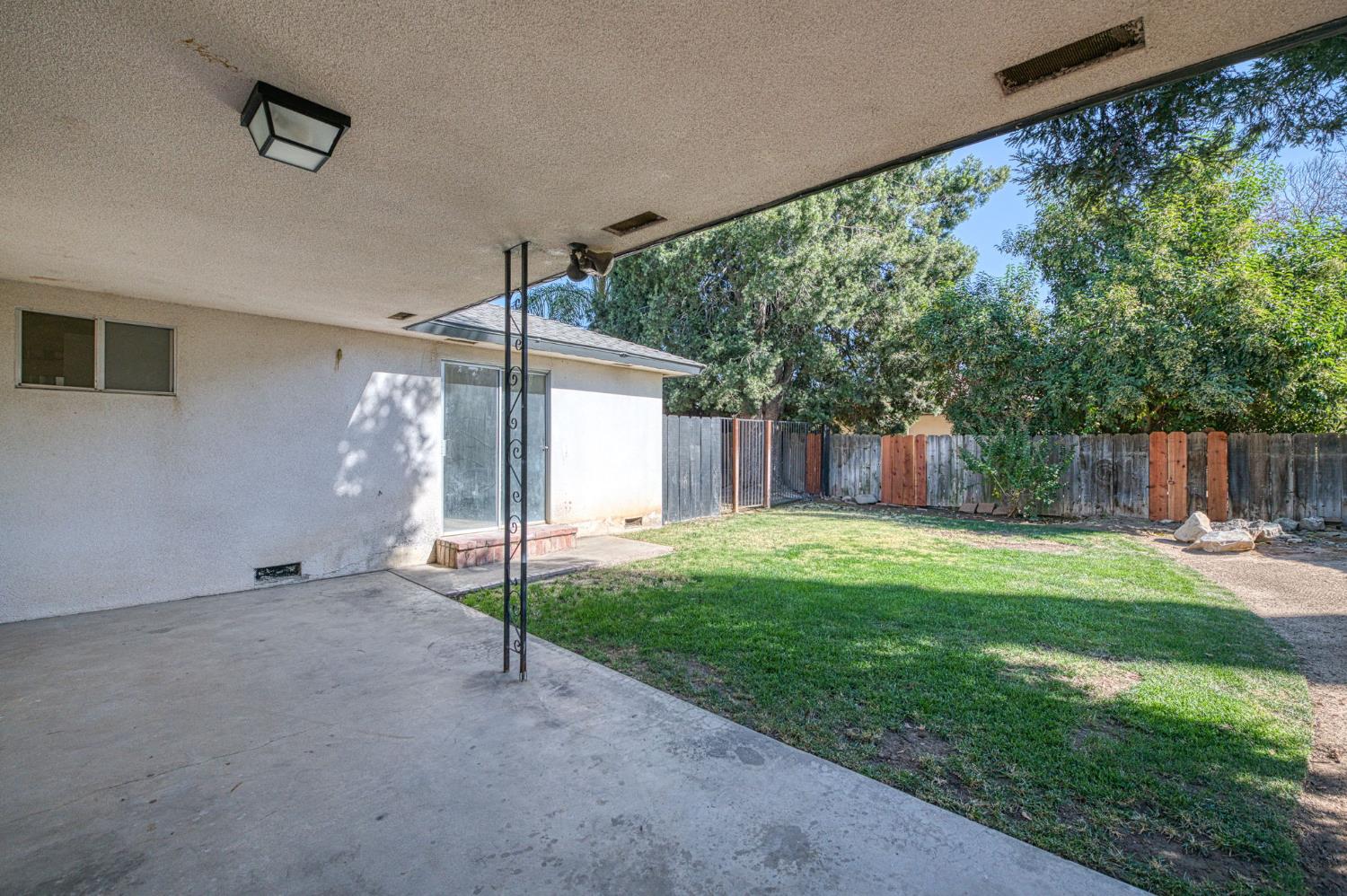 4118 N Ricewood Ave, Fresno, CA 93705