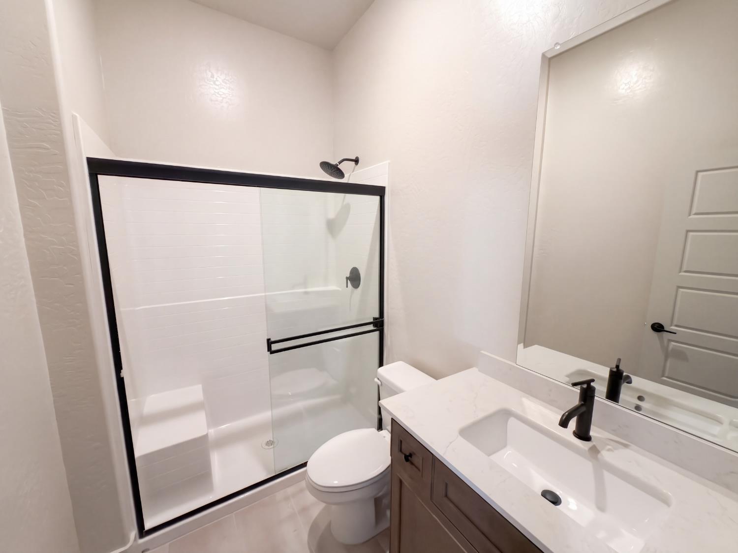 2287 N Marion Ave, Clovis, CA 93619