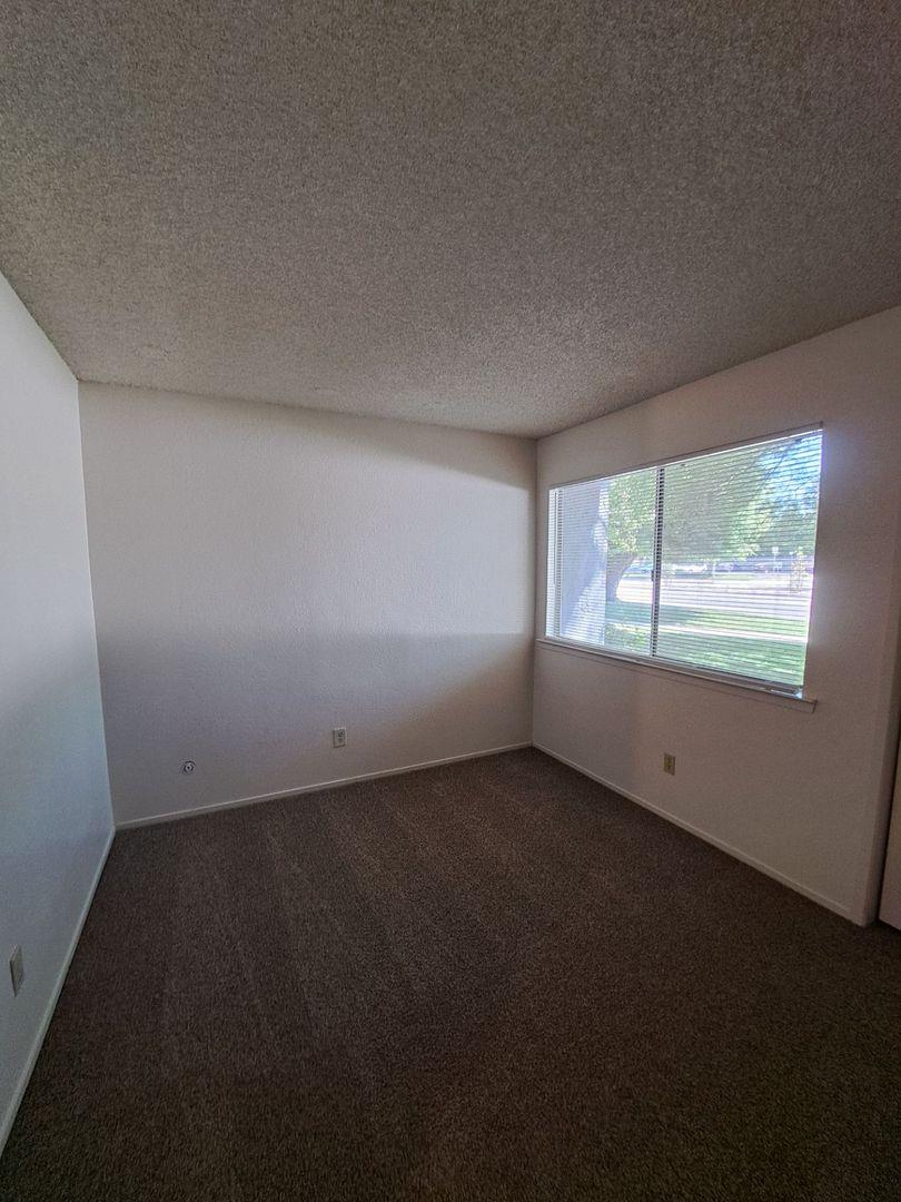 4779 N Cedar Ave #101, Fresno, CA 93726