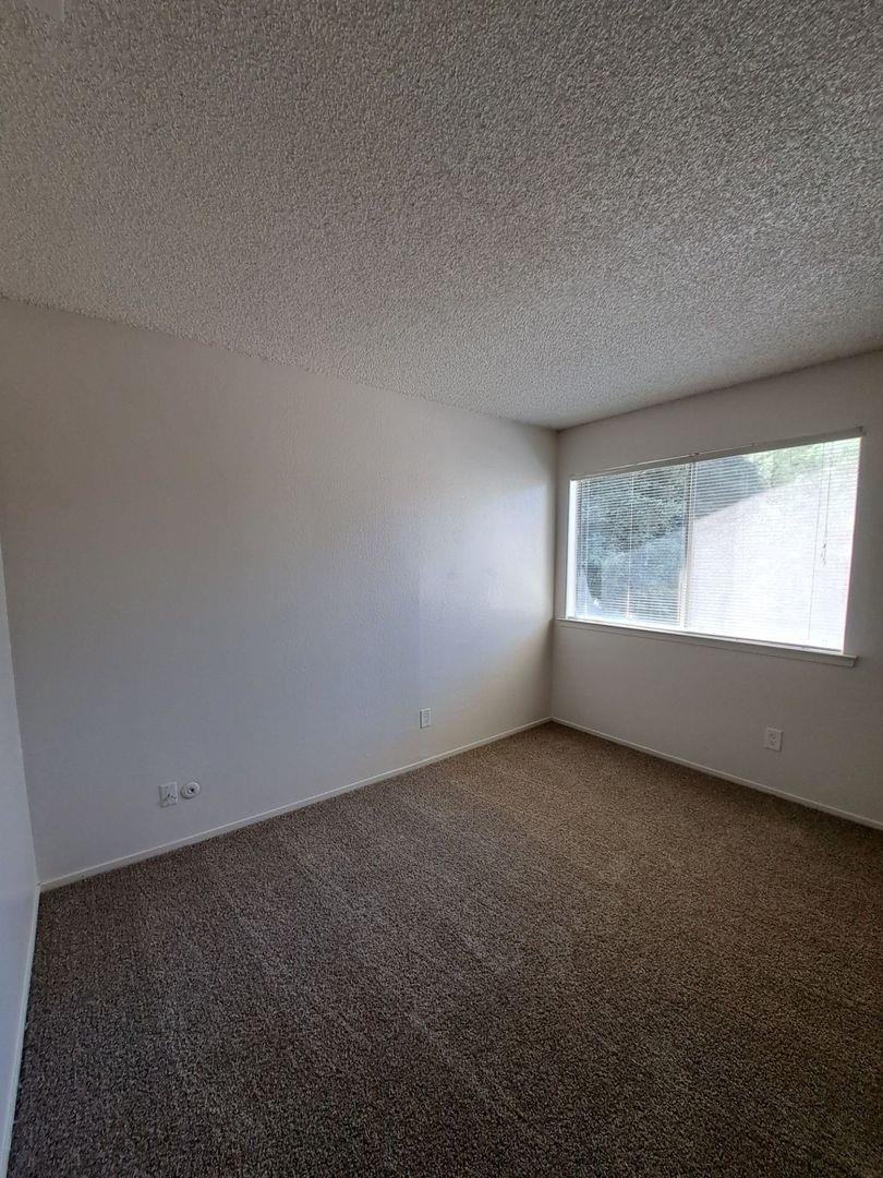 4779 N Cedar Ave #101, Fresno, CA 93726