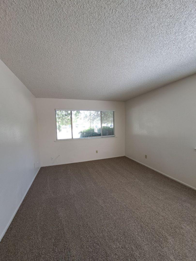 4779 N Cedar Ave #101, Fresno, CA 93726
