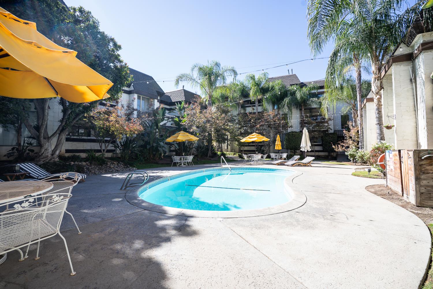 4919 N Millbrook Ave #207, Fresno, CA 93726