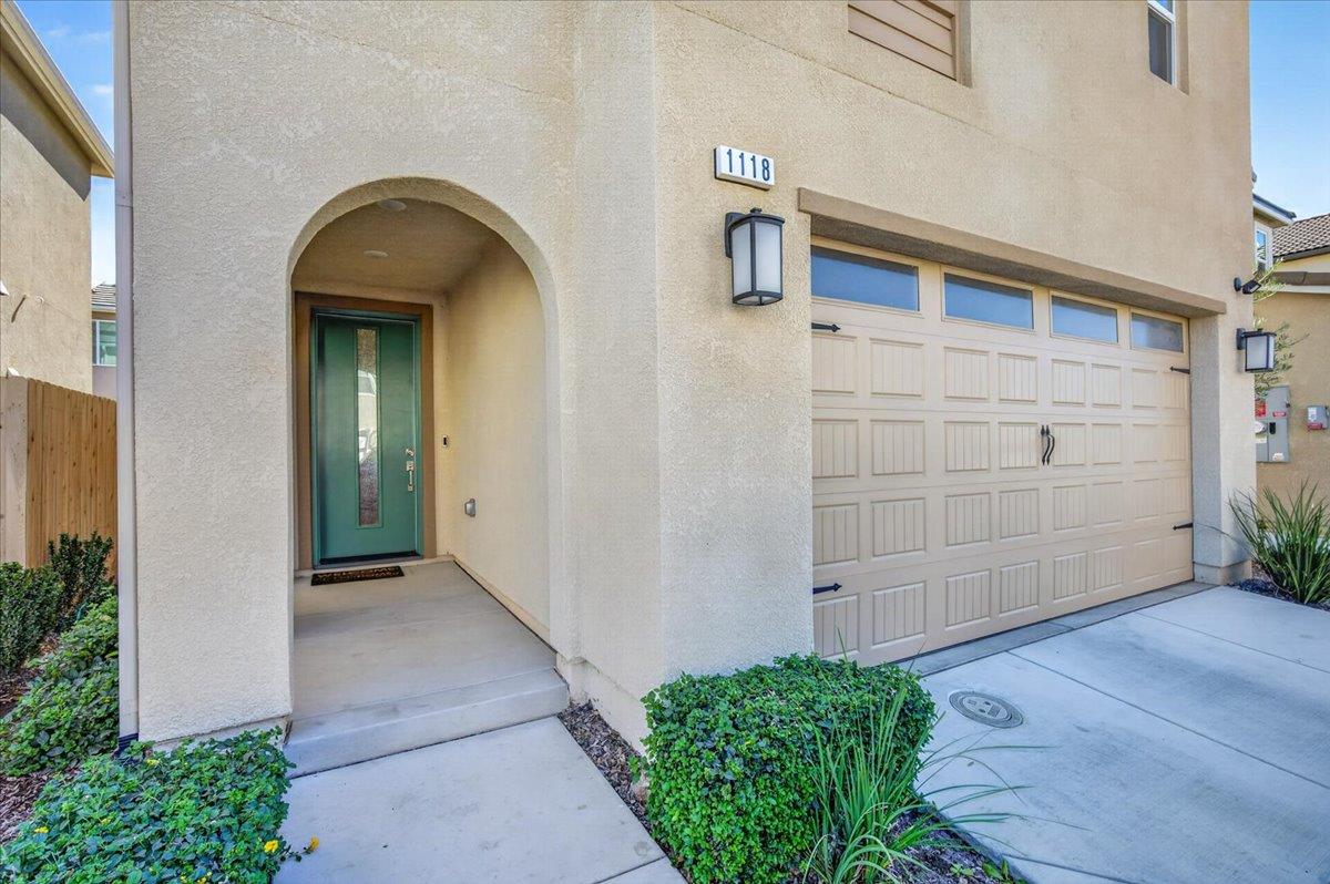 1118 N Elevations Way W, Madera, CA 93636