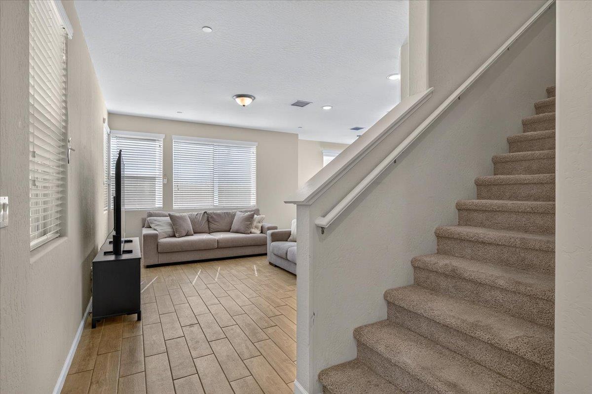 1118 N Elevations Way W, Madera, CA 93636