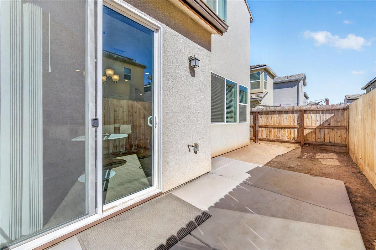 1118 N Elevations Way W, Madera, CA 93636