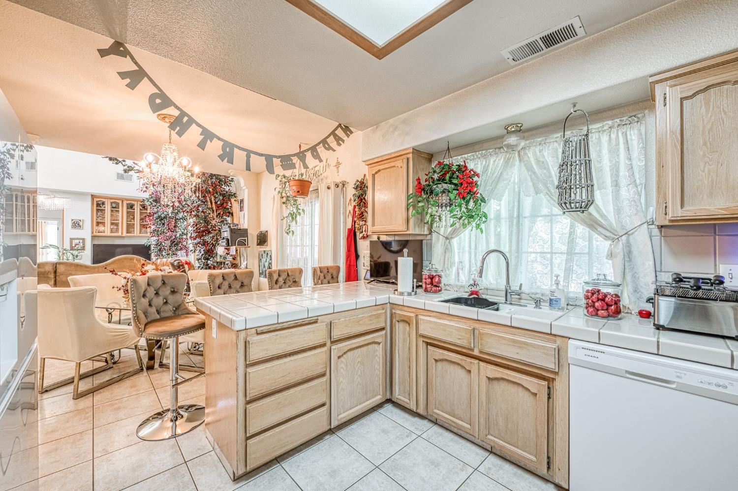 18891 Varden Dr, Madera, CA 93638