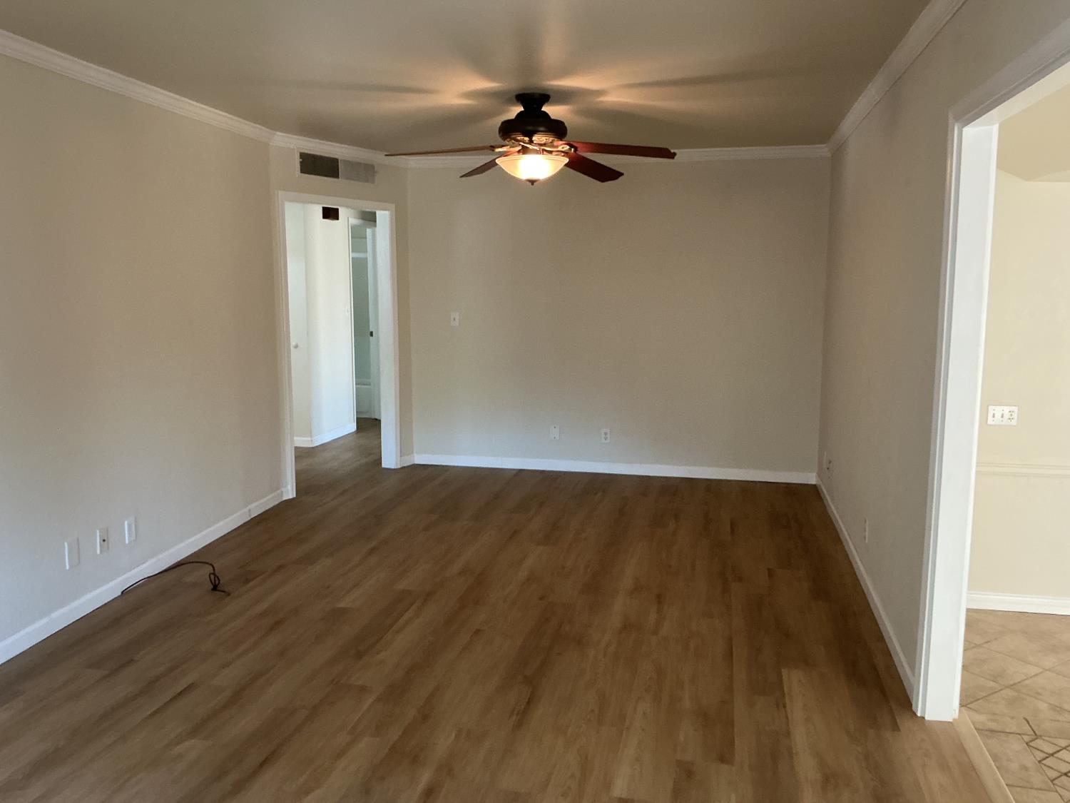 2902 N Fisher St, Fresno, CA 93703